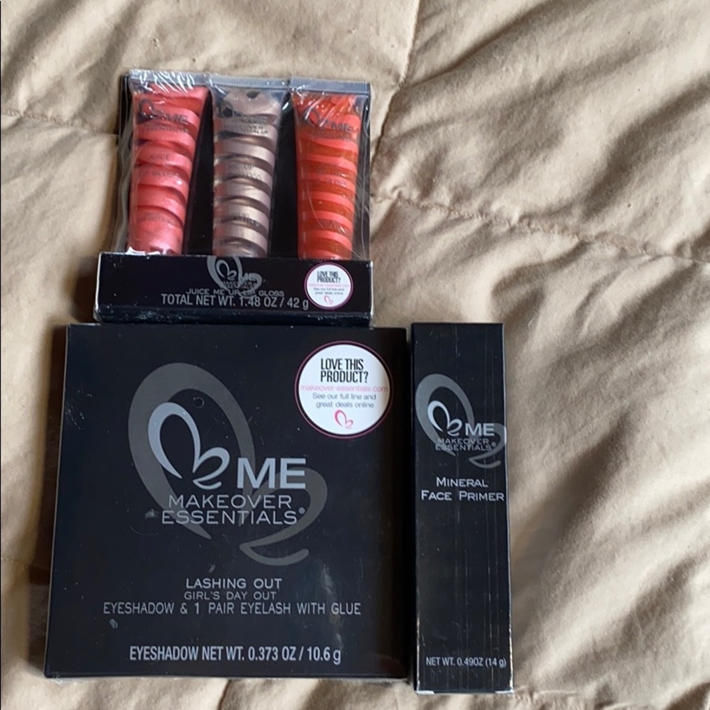 🌹Makeover essentials starter kit New in Packaging